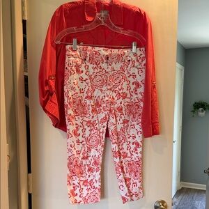 Chico's coral Floral Cropped Pants and coordinating tunic top